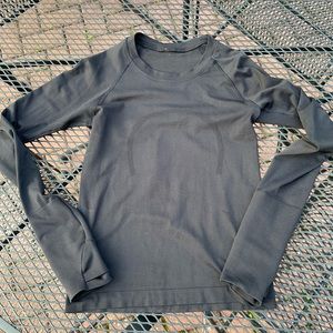 Lulu Lemon Swiftly Tech Top Size 2
